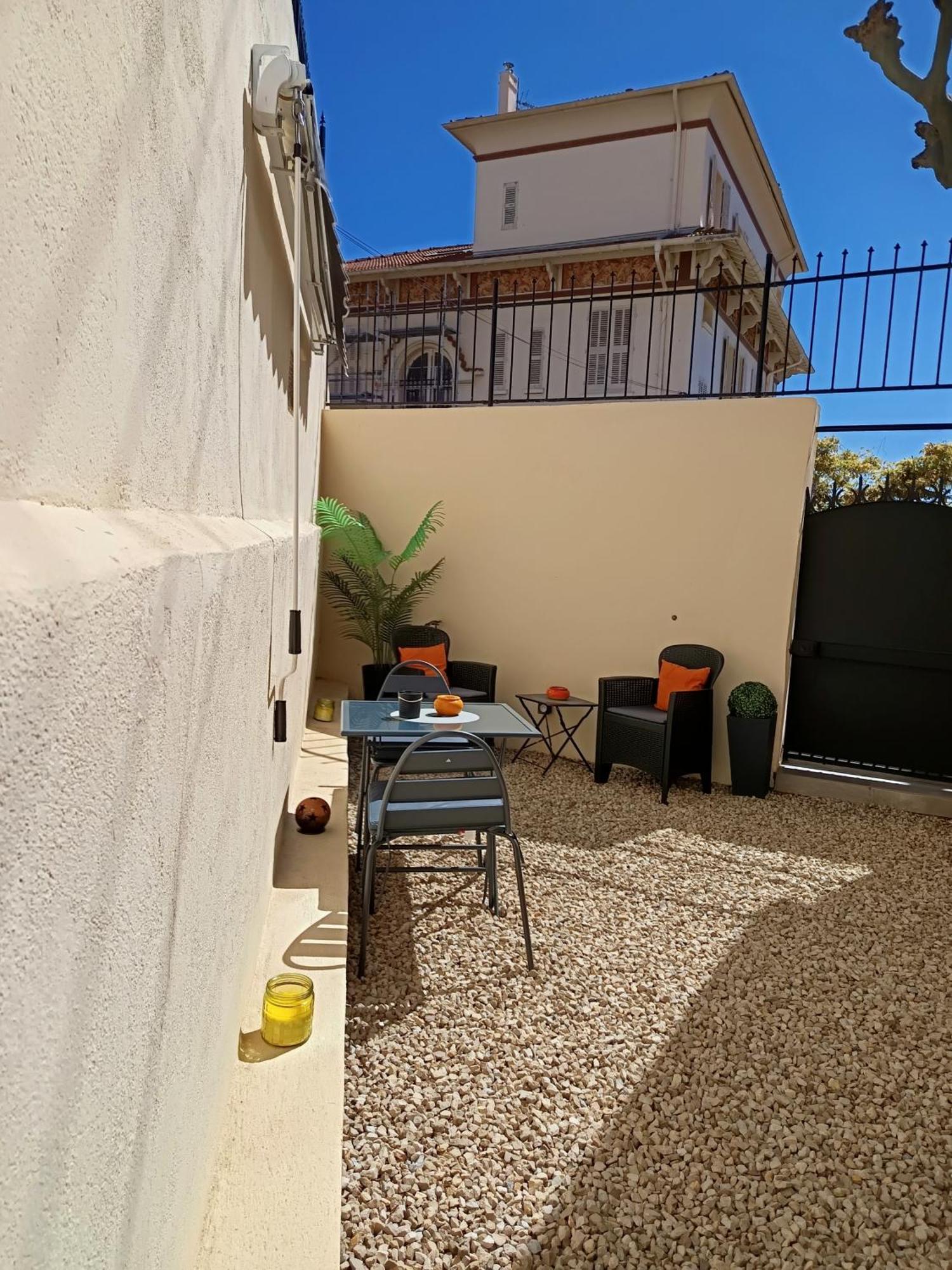 Coquet 2 Pieces Entierement Renove Et Climatise Daire Cannes Dış mekan fotoğraf