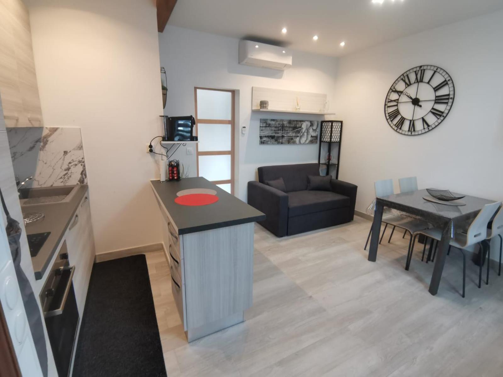 Coquet 2 Pieces Entierement Renove Et Climatise Daire Cannes Dış mekan fotoğraf